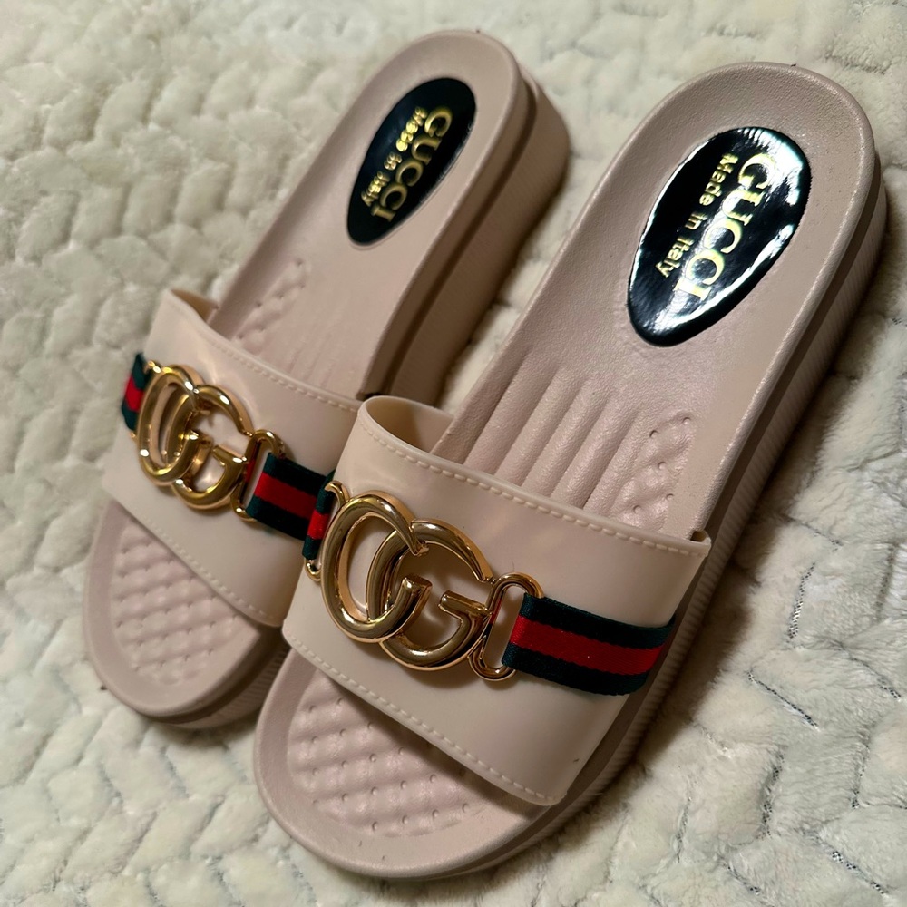 Gucci slides